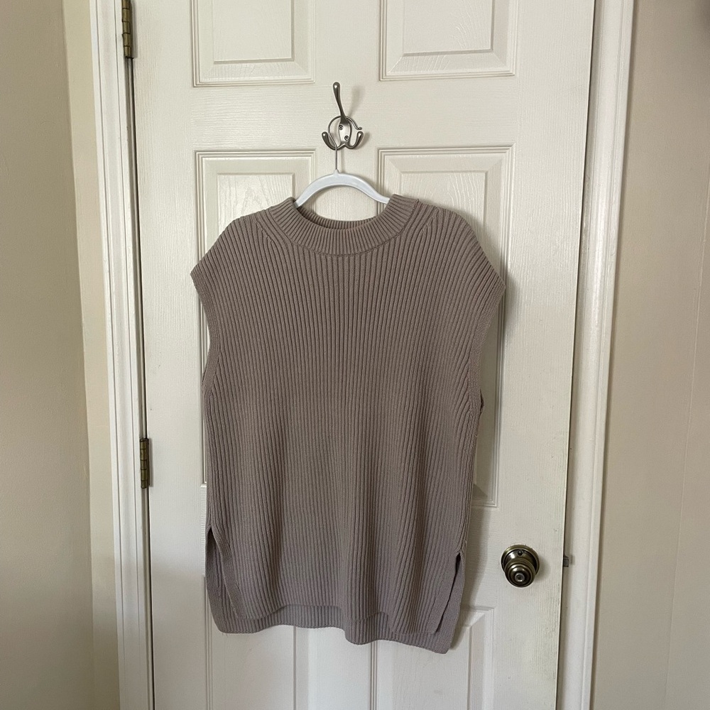 H&M Tan Crew Neck Sweater Oversized Fit